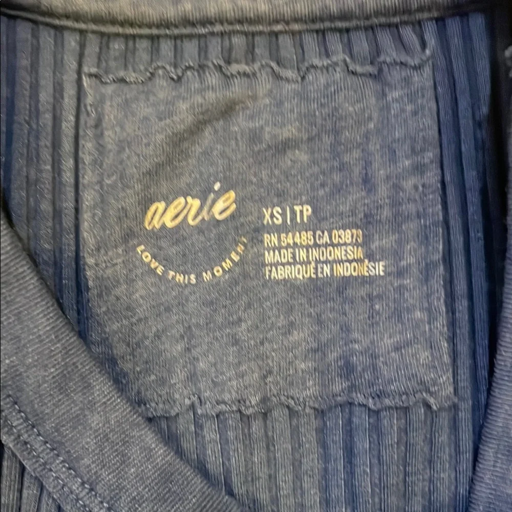 Aerie Deep Blue Ribbed Long Sleeve Top size XS - Picture 2 of 2